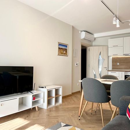 Parkcentral Luxury In City Center 7 Veliko Tŭrnovo Exterior photo